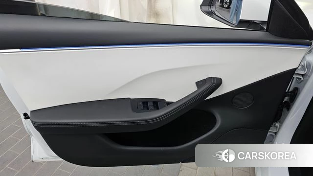 Tesla Model 3 id 4916647 из Кореи 16