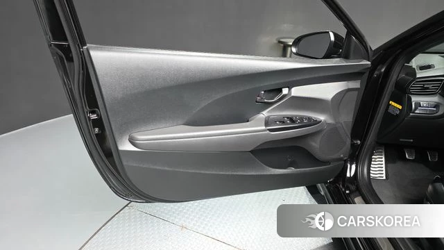 Hyundai Veloster (JS) id 4993372 из Кореи 16