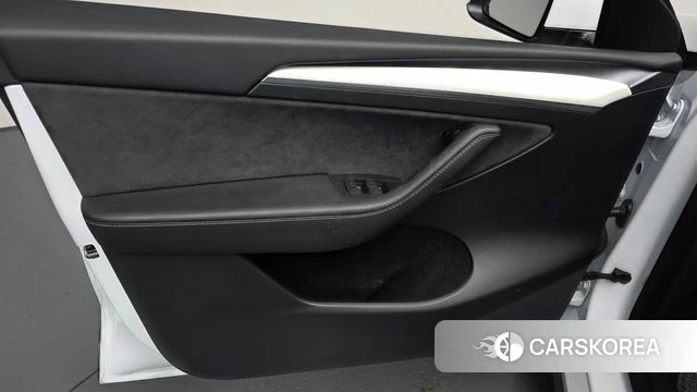 Tesla Model Y id 5016909 из Кореи 16