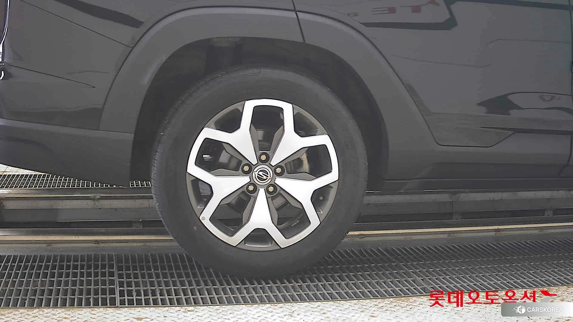 SsangYong Torres id 4990102 из Кореи 16