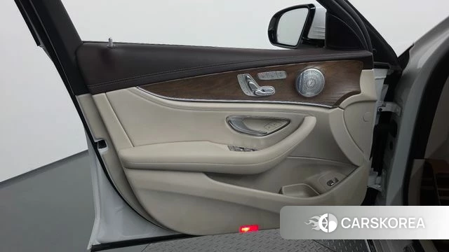 Mercedes-Benz E-Class W213 id 5023625 из Кореи 16