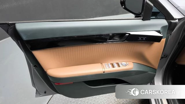 Hyundai Grandeur Hybrid (GN7) id 4980826 из Кореи 16