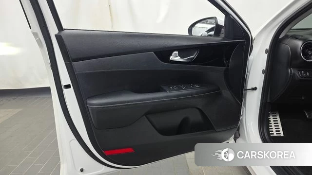 Kia The New K3 2nd generation id 4996819 из Кореи 16