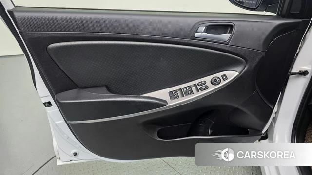 Hyundai Accent (New type) id 5029291 из Кореи 16