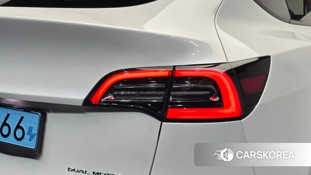 Tesla Model Y id 4942256 из Кореи 16