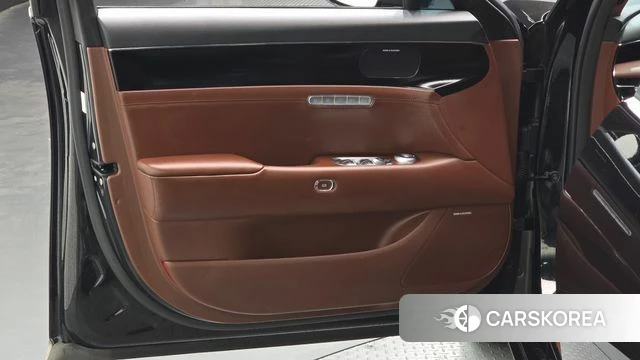 Genesis G90 (RS4) id 5040411 из Кореи 17