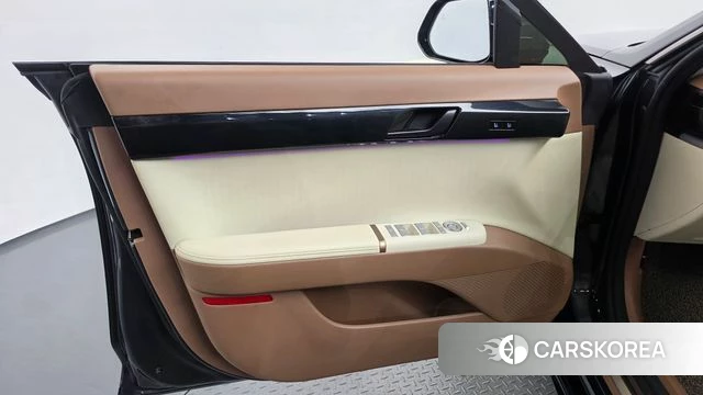 Hyundai Grandeur Hybrid (GN7) id 5016841 из Кореи 16