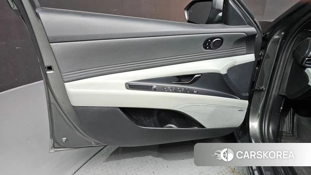 Hyundai The New Avante (CN7) id 4735153 из Кореи 16