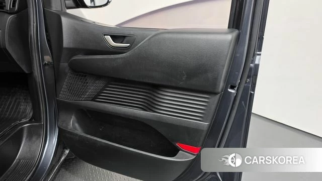 Hyundai Staria id 5039469 из Кореи 16