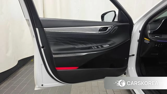 Hyundai The New Grandeur IG Hybrid id 5018368 из Кореи 16