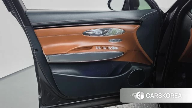 Genesis GV70 id 5023060 из Кореи 16