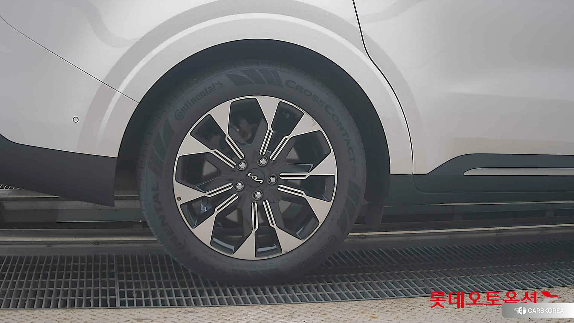 Kia Carnival id 4990044 из Кореи 16