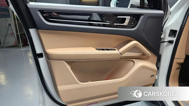 Porsche Cayenne (PO536) id 4764833 из Кореи 16