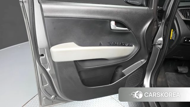 Kia The New Kia Ray EV id 5052074 из Кореи 16