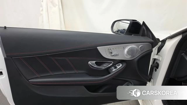 Mercedes-Benz C-Class W205 id 4931001 из Кореи 16