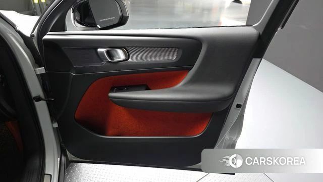 Volvo XC40 id 5042041 из Кореи 16