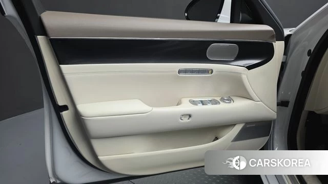 Genesis G90 (RS4) id 4951089 из Кореи 16
