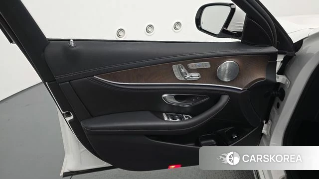 Mercedes-Benz E-Class W213 id 5035654 из Кореи 16