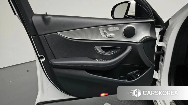 Mercedes-Benz E-Class W213 id 5035808 из Кореи 16