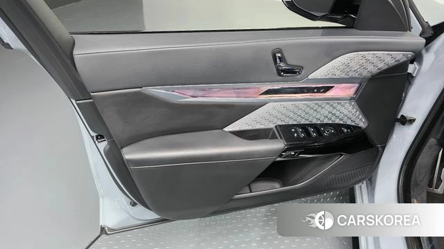 BMW i7 (G70) id 4871206 из Кореи 16