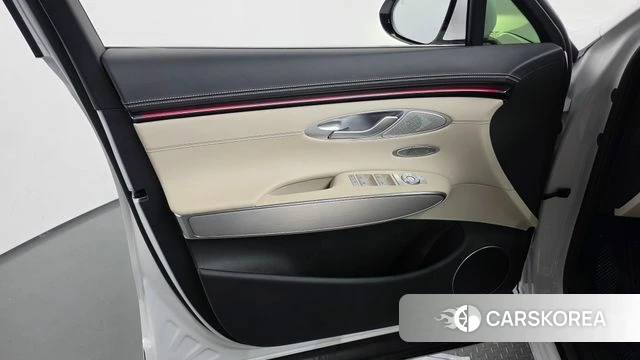 Genesis GV70 id 4980160 из Кореи 16