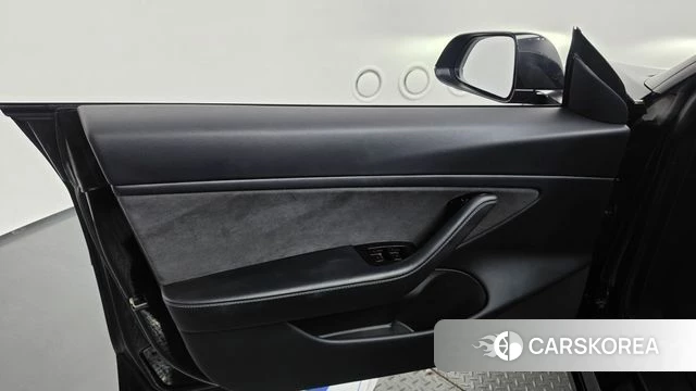 Tesla Model 3 id 4967150 из Кореи 16
