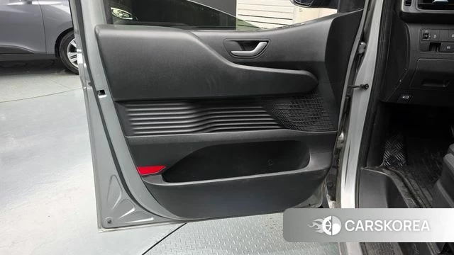 Hyundai Staria id 4997424 из Кореи 16