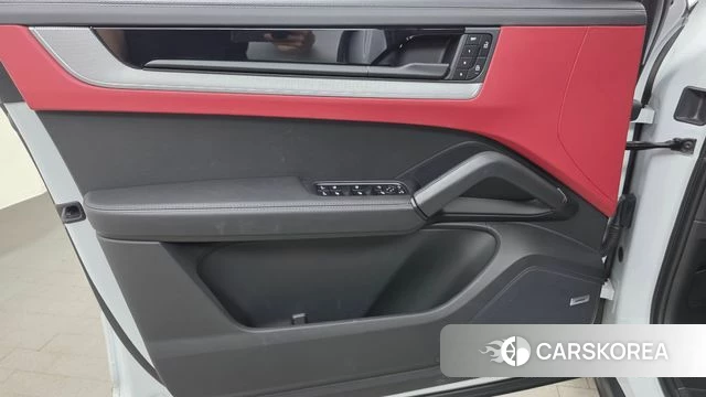 Porsche Cayenne (PO536) id 4898304 из Кореи 16
