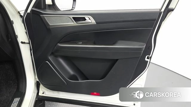 Ssangyong Rexton Sports Cannes id 4918599 из Кореи 16