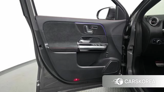 Mercedes-Benz GLA - Class H247 id 4975939 из Кореи 16