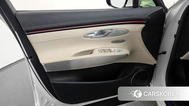 Genesis GV70 id 4985173 из Кореи 16