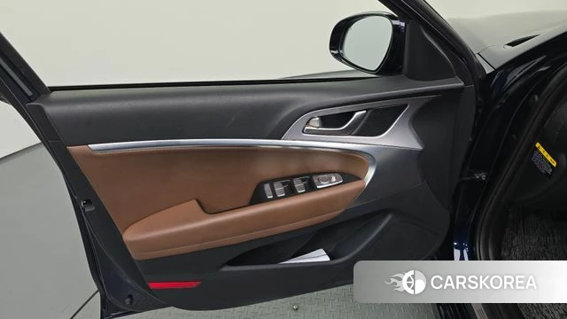 Genesis G70 id 5004639 из Кореи 16