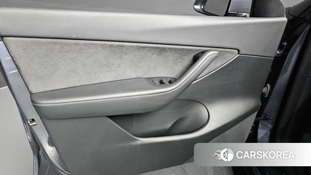 Tesla Model Y id 4942403 из Кореи 16