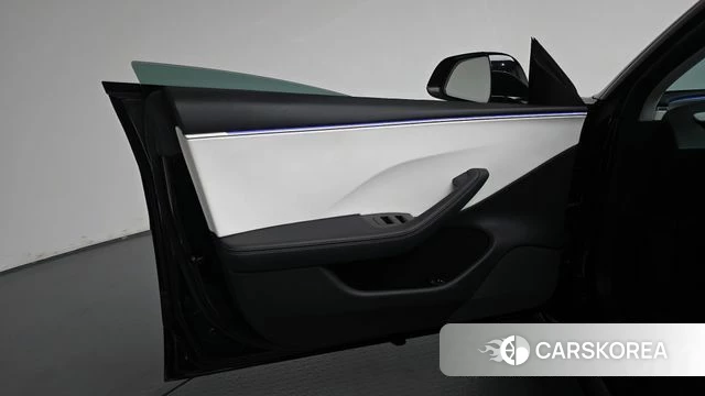 Tesla Model 3 id 5039413 из Кореи 16