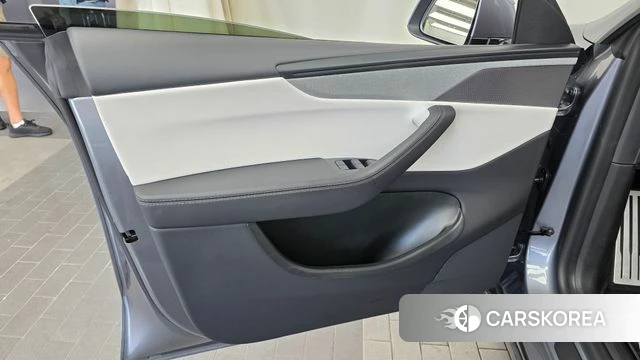 Tesla Model Y id 4892717 из Кореи 16