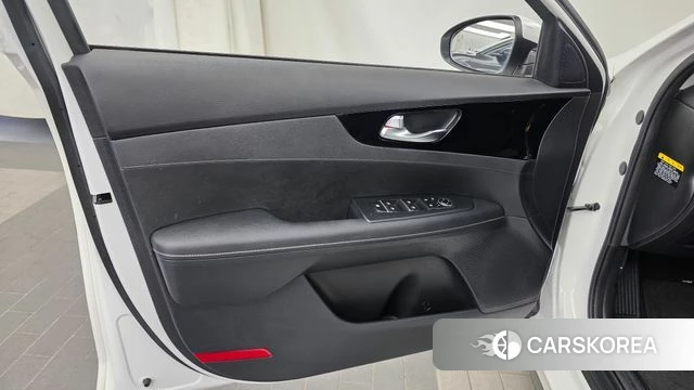 Kia Come New K3 id 4992443 из Кореи 16