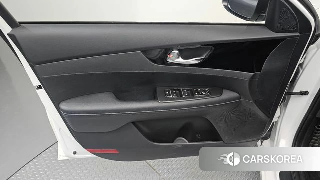 Kia The New K3 2nd generation id 4773715 из Кореи 16