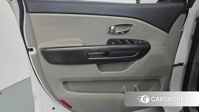 Kia The New Carnival id 4960347 из Кореи 16