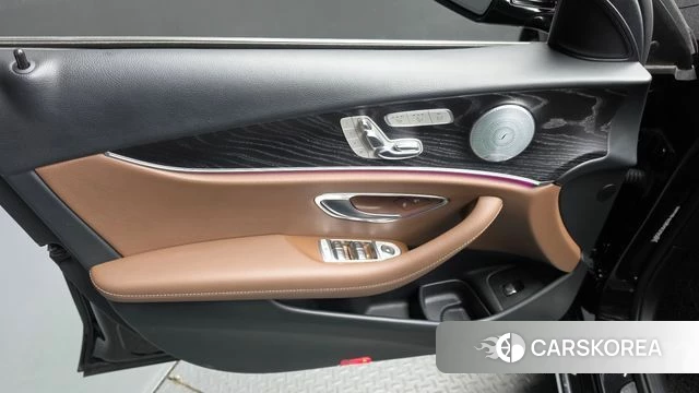 Mercedes-Benz E-Class W213 id 5018915 из Кореи 16
