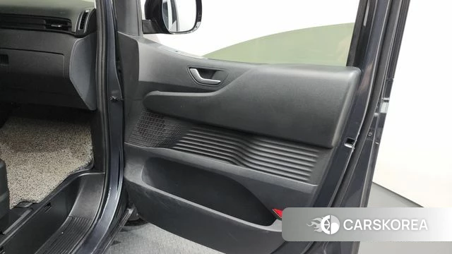 Hyundai Staria id 4646644 из Кореи 16