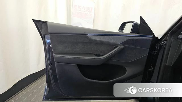 Tesla Model Y id 4897617 из Кореи 16