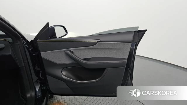 Tesla Model Y id 4995232 из Кореи 16