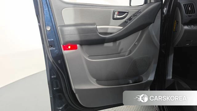 Hyundai The New Grand Starex id 4997827 из Кореи 16