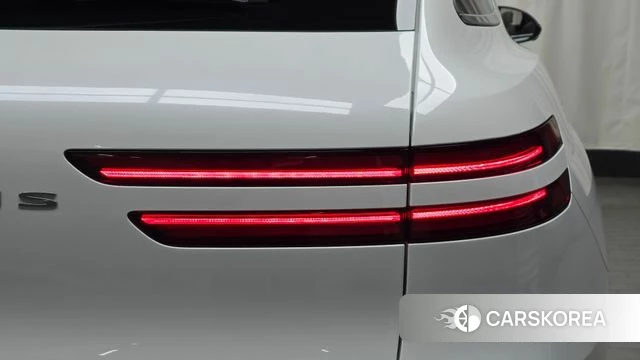 Genesis GV70 id 4935908 из Кореи 16