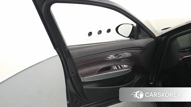Genesis GV70 id 5003115 из Кореи 16