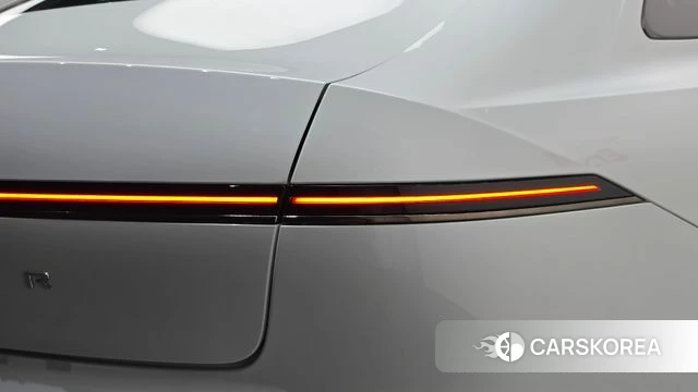 Hyundai Grandeur Hybrid (GN7) id 5001928 из Кореи 16