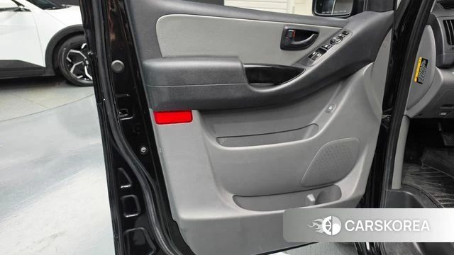 Hyundai The New Grand Starex id 4959731 из Кореи 16