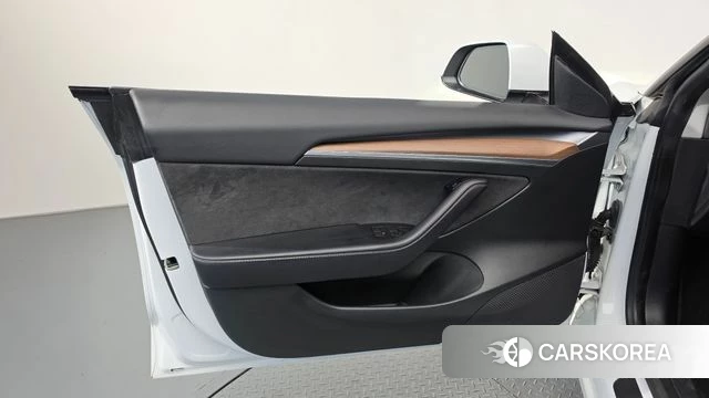 Tesla Model 3 id 4986677 из Кореи 16