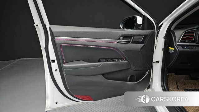 Hyundai Avante AD id 4998786 из Кореи 16