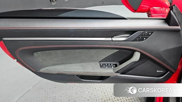Porsche 911(992) id 4763232 из Кореи 16
